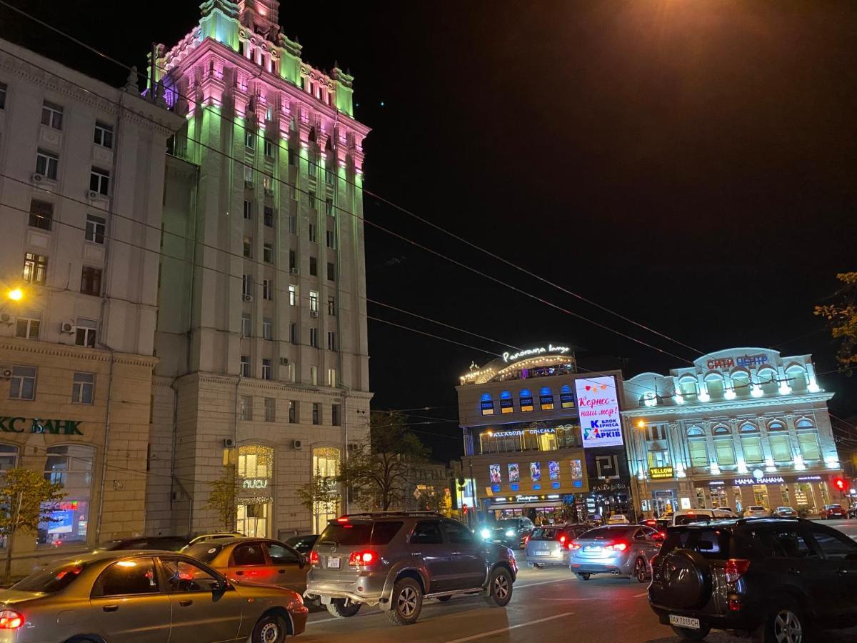 Panorama Luxury Apartment In The House With A Spire, A Historical Building In The City Centre Charkiw Exterior foto